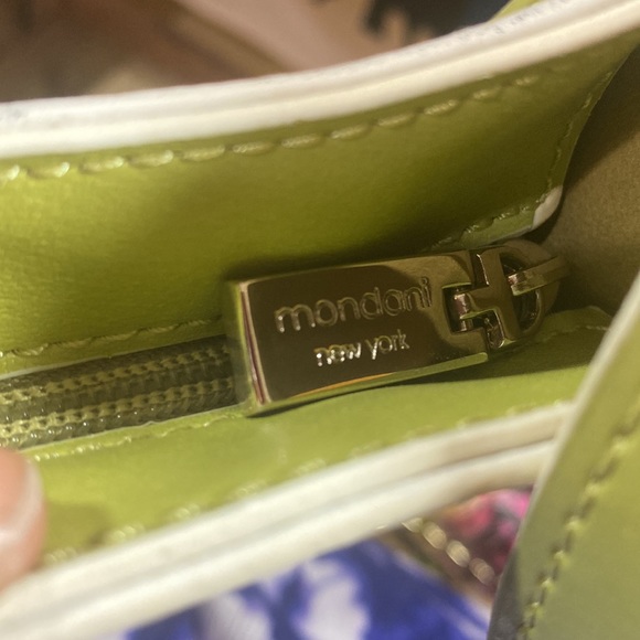 Lime Green hand bag… Perfect for Spring and Summer, casual or dress it up - Picture 8 of 8